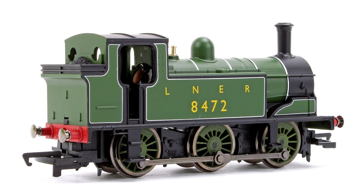 Pre-Owned RailRoad Class J83 LNER Green 0-6-0 Tank Locomotive No.8472