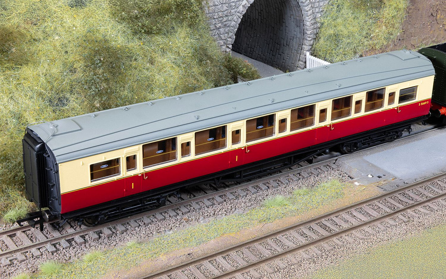 BR Maunsell Composite Class S5665 Set 222