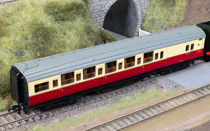 BR Maunsell Brake Third class S3753 Set 222