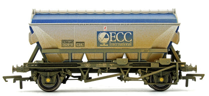R6964 Set of Three ECC CDA Hopper Wagons - Weathered