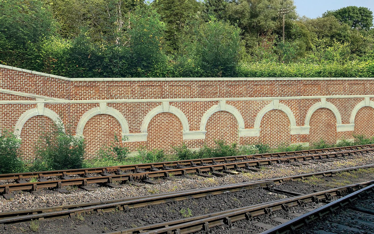 Skaledale Low Level Arched Retaining Walls x2 (Red Brick)