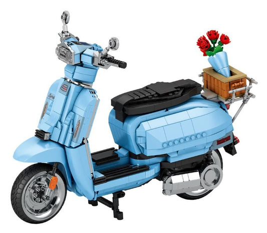 Lambretta Scooter Sky Blue 1169pc Construction Set