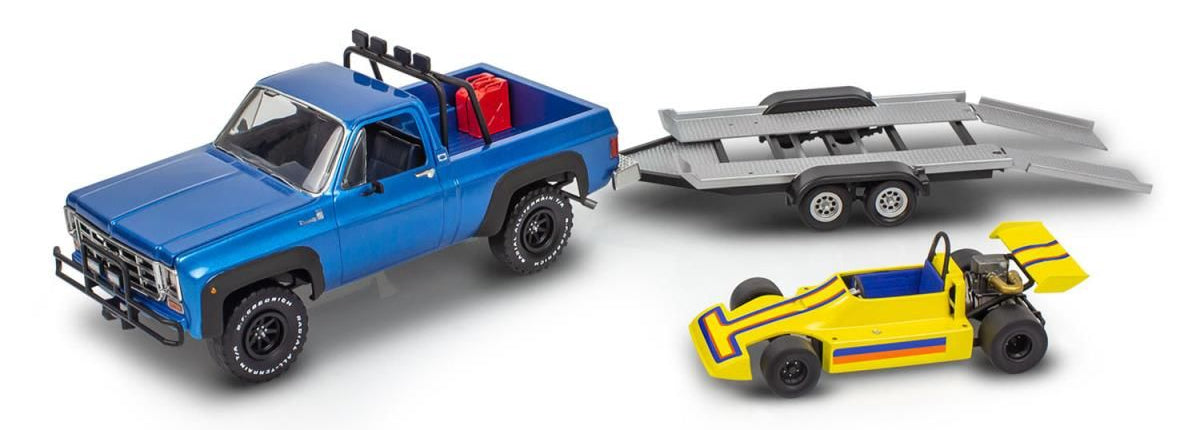 '78 Chevy 4x4 Pickup with Go-kart Model Kit