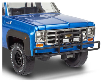 '78 Chevy 4x4 Pickup with Go-kart Model Kit