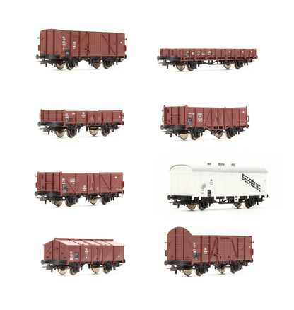 Pre-Owned Set Of 8 Assorted DB Goods Wagons