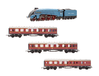 Pre-Owned R2167 'The Royal Scot' Limited Edition Train Pack