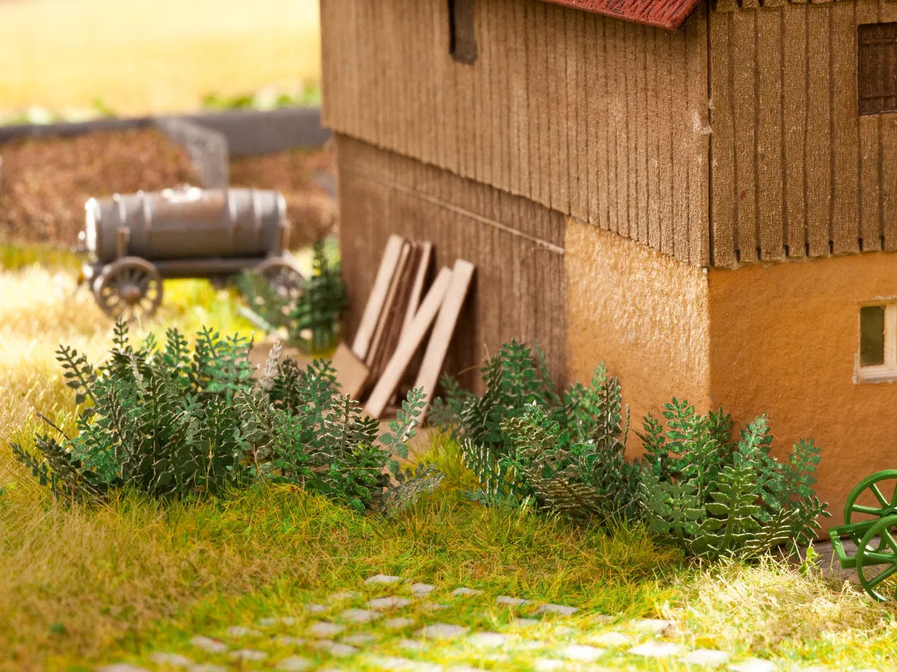 Stinging Nettles (10) Laser Cut Minis Kit