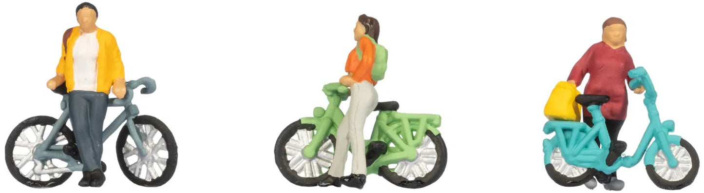 N15896 Cyclists on Bikes (3) Figure Set - HO/OO Scale