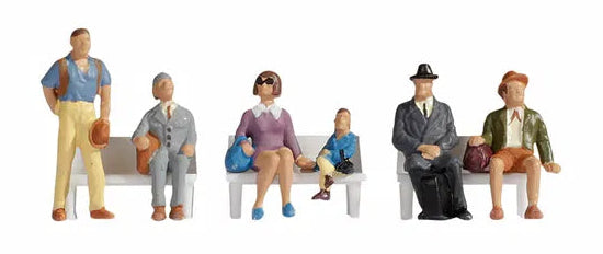 N15240 Passengers (6) Figure Set