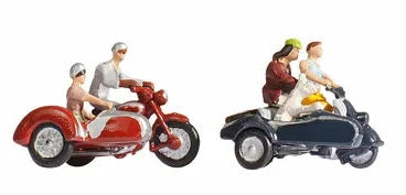 Motorcyclists (2x2) Figure Set