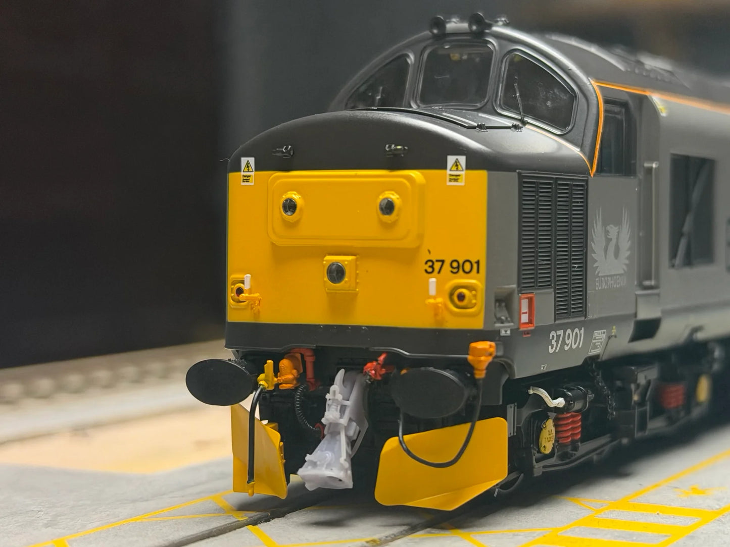 RRM178 OO Gauge Dummy Dellner Coupler (4 Pack) - Unpainted Model Kit