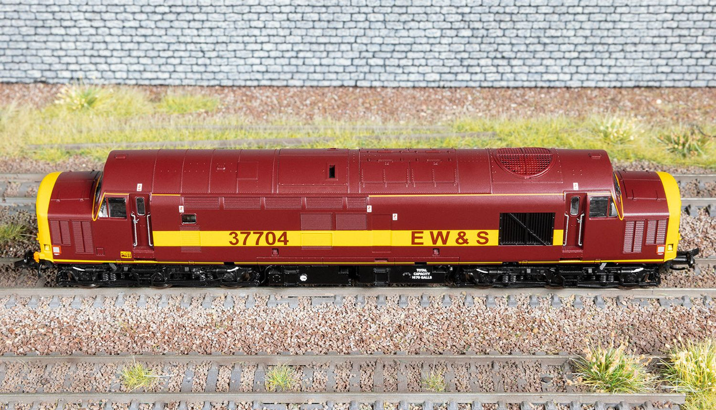 Class 37 EWS Co-Co No.37704 Diesel Electric Locomotive