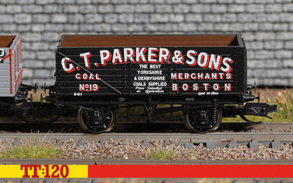 GTParker & Sons 7 Plank Wagon