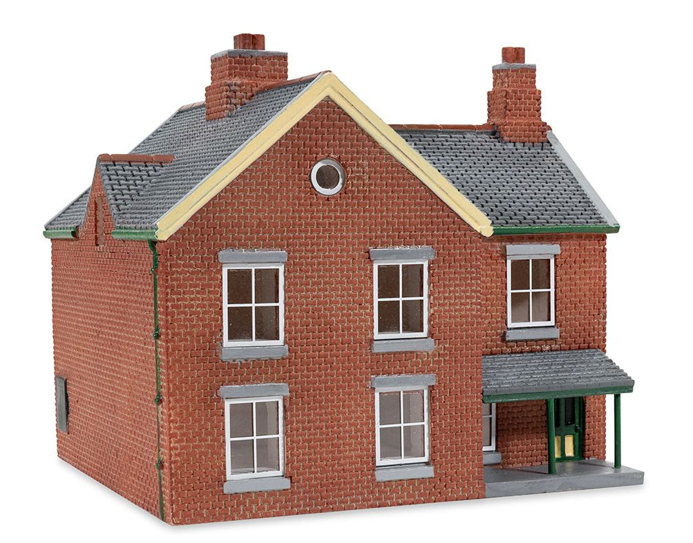 TT9017 Station Office - Red Brick Collection