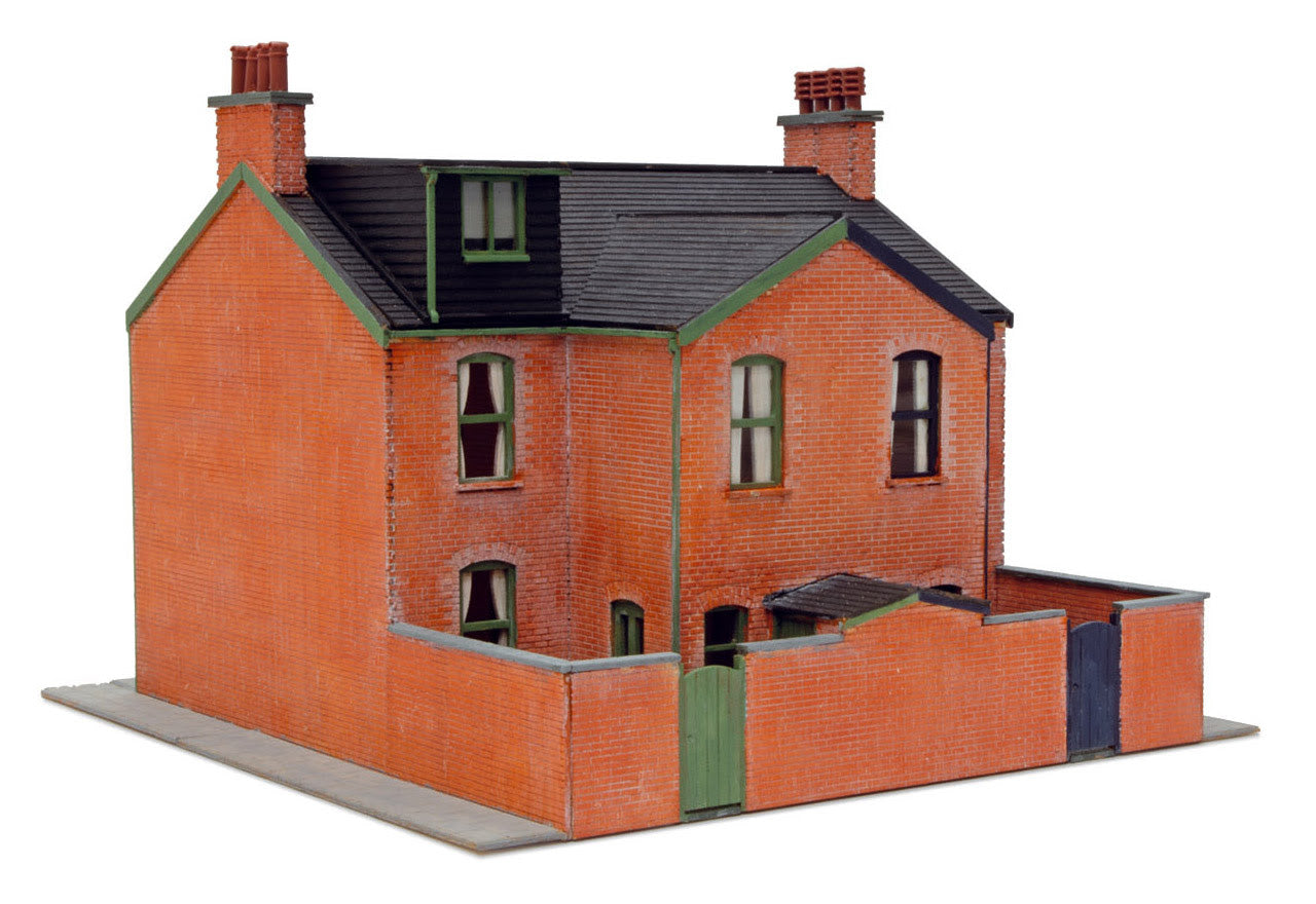 Lineside OO/HO Victorian House complete - Laser Cut Kit