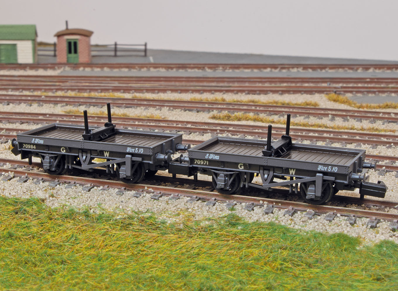 NR1150W 4 Wheel GWR Bolster Wagon Twin Pack