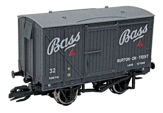 TTR1300P LMS/BR 9ft WB Van - Bass Brewery No.32