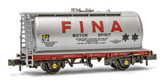 N Gauge Tank Wagon 15ft WB Fina Motor Spirit No. 4
