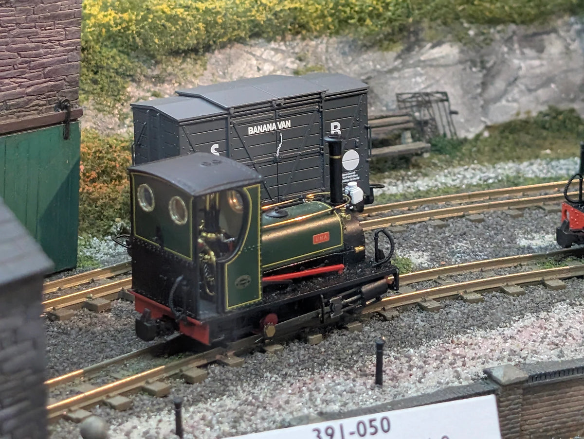 391-056 Quarry Hunslet 0-4-0ST 'Una' Lined Green Steam Locomotive