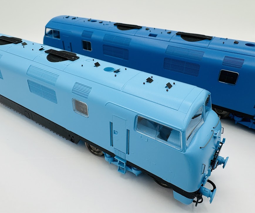 Class 42 'Warship' V1 BR Blue FYE 'Zephyr' No.D868 (Twin Arrows) Diesel Locomotive - DCC Sound