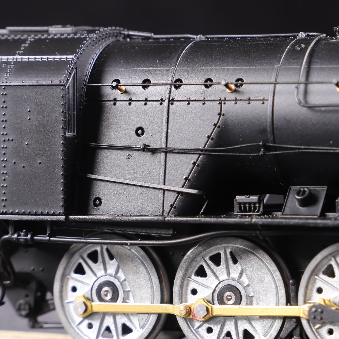 WD Austerity 2-10-0 BR Black Early Crest No.90772 Steam Locomotive