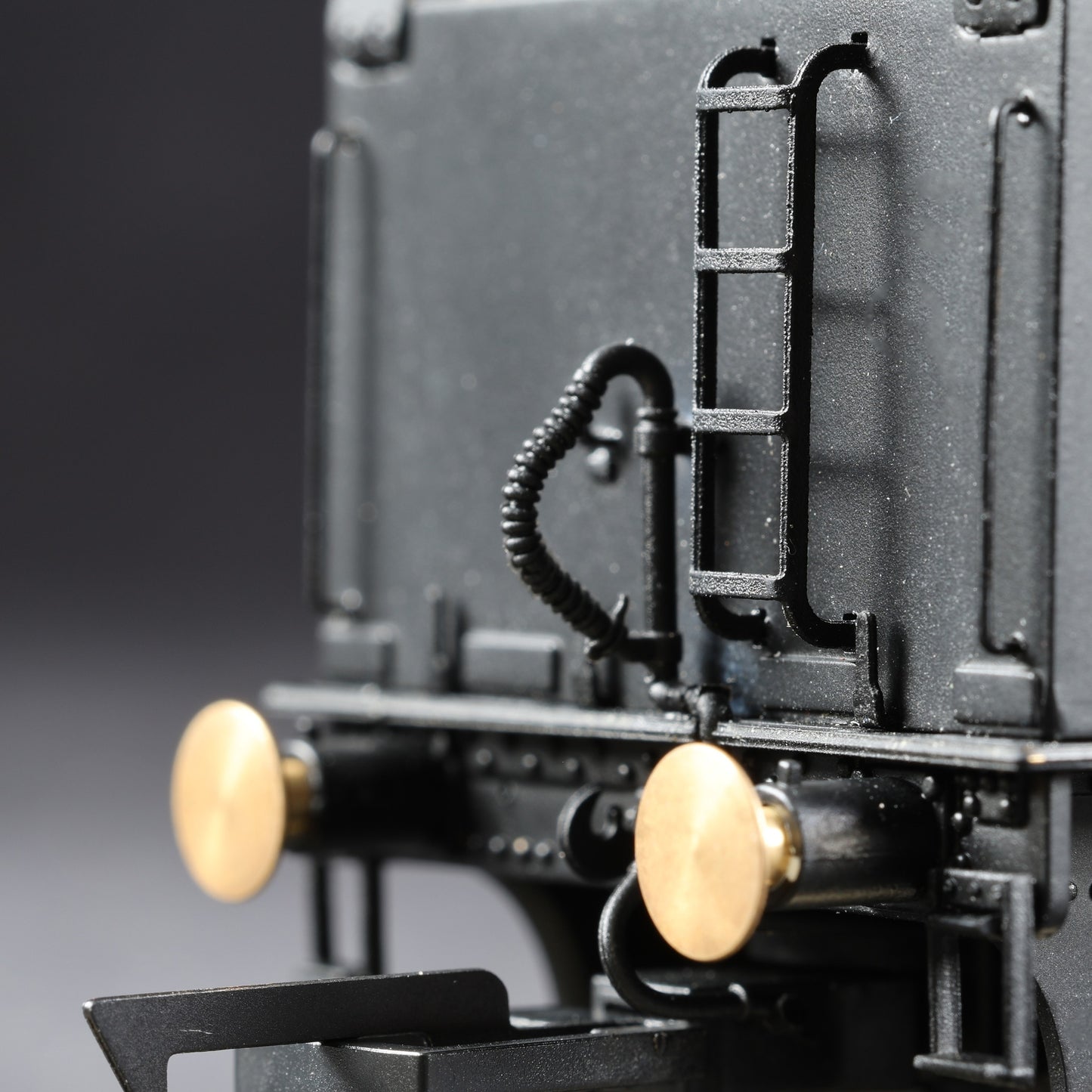 WD Austerity 2-10-0 BR Black Early Crest No.90751 Steam Locomotive