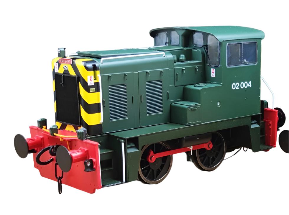 Class 02 BR Green 02004 (Wasp Stripes, no BR logo) Diesel Locomotive - Weathered