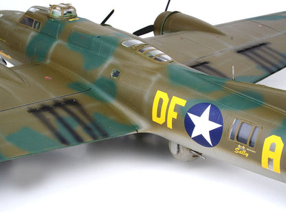 B-17F Memphis Belle (1:48 Scale) Model Kit