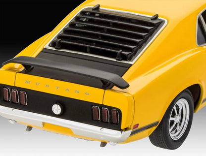 69 Ford Mustang Boss 302 (1:25 Scale) Model Kit