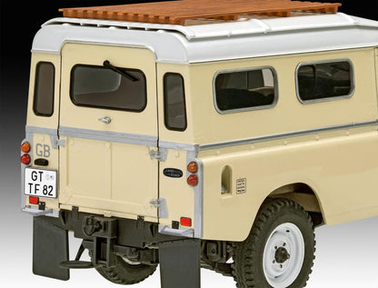 Land Rover Series III LWB Commercial (1:24 Scale) Kit