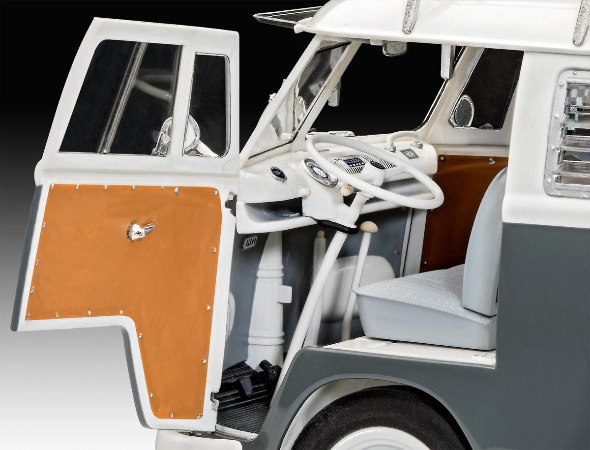 VW T1 Camper (1:24 Scale) Model Kit