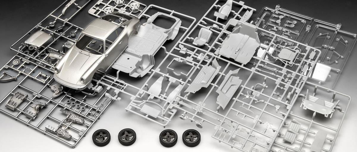 Porsche 911 G Model Coupé (1:24 Scale) Model Kit