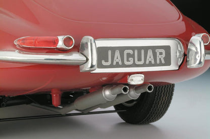 Jaguar E-Type (1:8 Scale) Model Kit