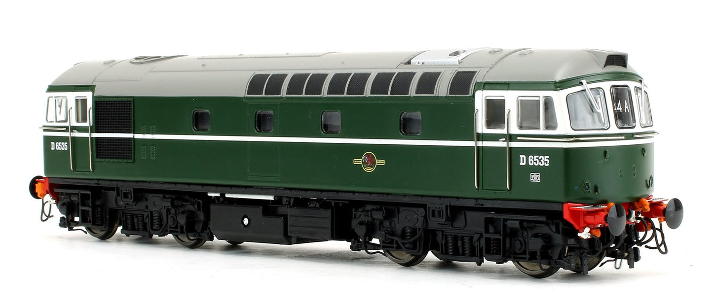 Pre-Owned Class 33 D6535 BR Green Locomotive with 4x 1960s silver ESSO 'A' tank wagons