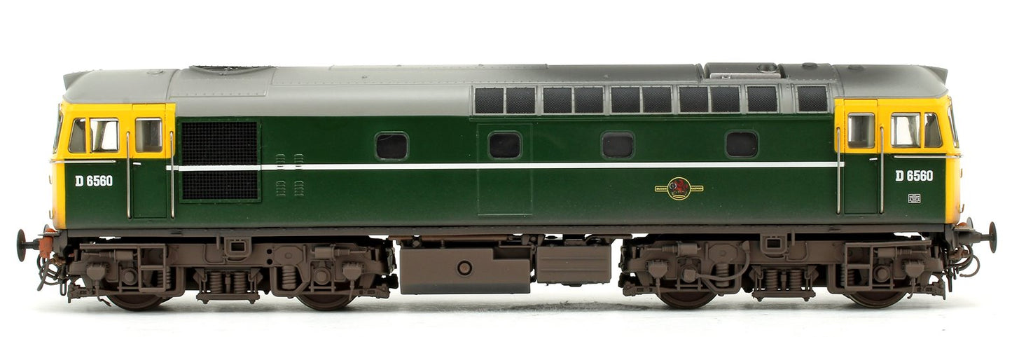 Pre-Owned Class 33 D6580 BR Green (FYE) Diesel Locomotive with 4x late 1960s ESSO 'B' tank wagons - Weathered