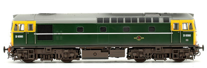 Pre-Owned Class 33 D6580 BR Green (FYE) Diesel Locomotive with 4x late 1960s ESSO 'B' tank wagons - Weathered