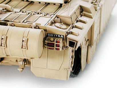 1/35 Military Miniature Series No.274 CHALLENGER 2 (DESERTISED) Kit