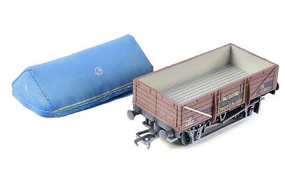 5 Plank China Clay Wagon BR Bauxite (TOPS) With Hood No.B743367