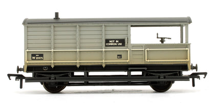 20 Ton Toad Brake Van BR Grey No.35979 - Weathered