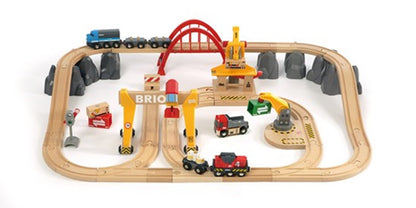 BRIO WORLD - Cargo Railway Deluxe Set