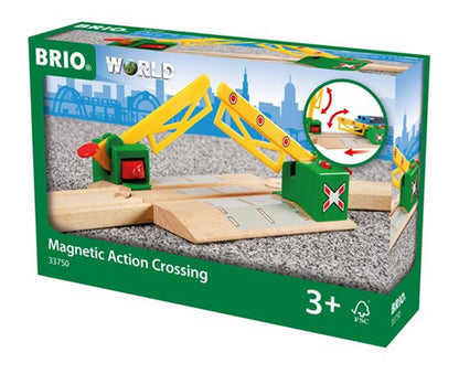 BRIO WORLD - Magnetic Action Crossing for Railway