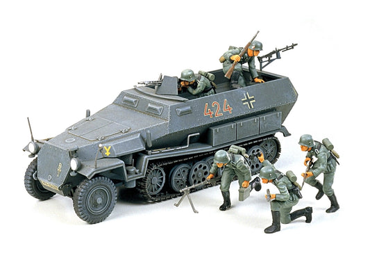 1:35 Military Miniature Series German Hanomag Sd.Kfz. 251/1