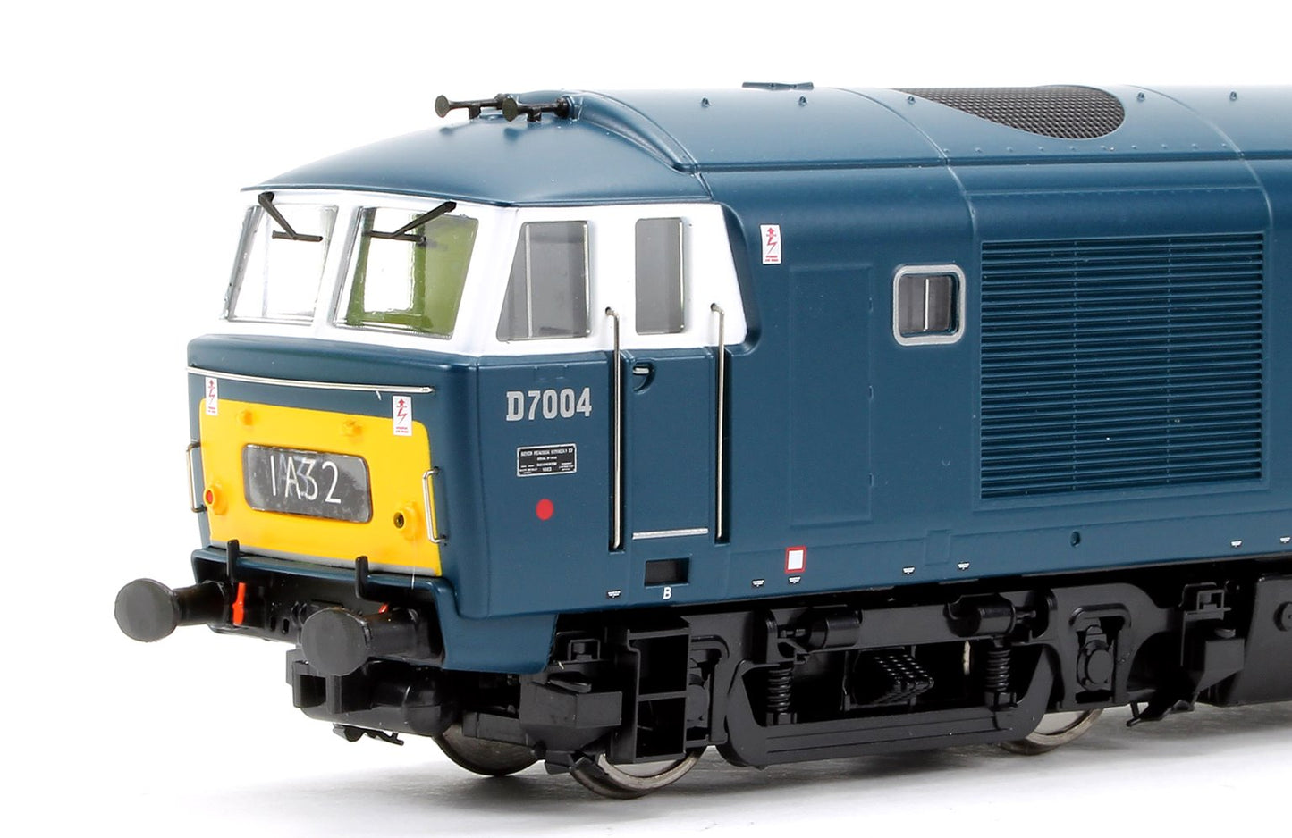 Pre-Owned Class 35 Hymek BR early Blue (Small yellow warning panels) D7004 Locomotive