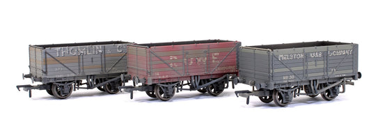 Triple Pack 'Cornish Coal Traders' Plank Wagons Weathered