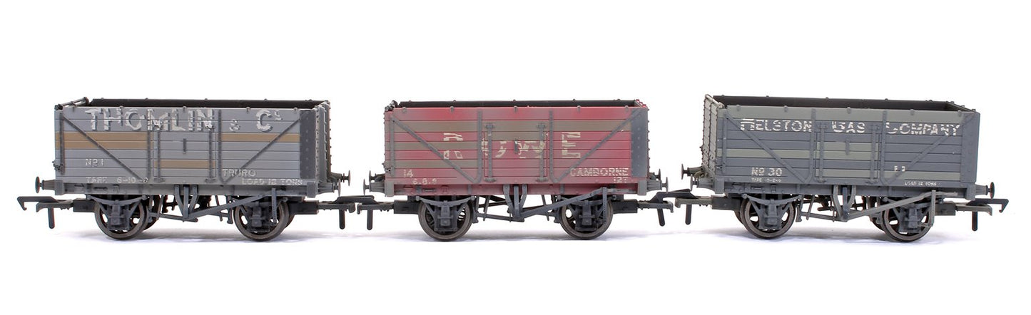 Triple Pack 'Cornish Coal Traders' Plank Wagons Weathered