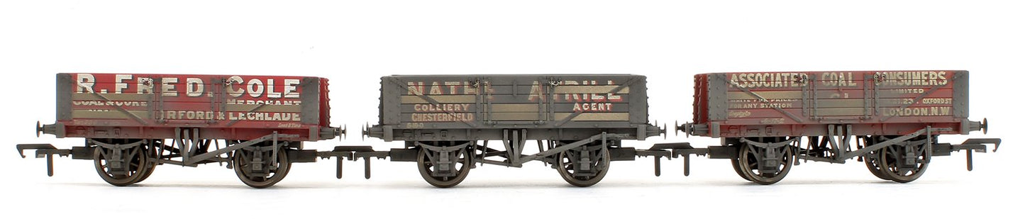 Coal Trader 5 Plank Wagons Triple Pack - Weathered