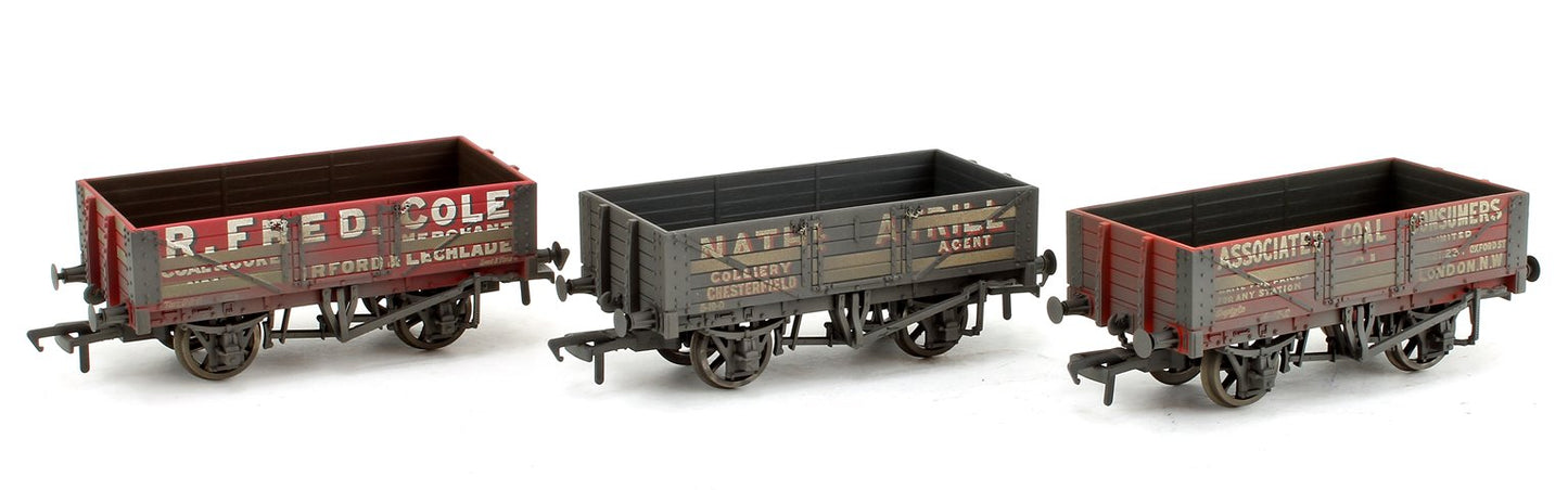 Coal Trader 5 Plank Wagons Triple Pack (Weathered Edition)