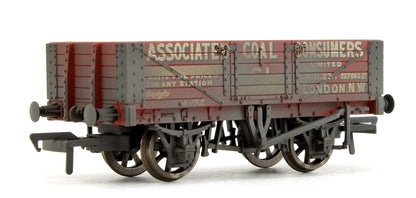 Coal Trader 5 Plank Wagons Triple Pack - Weathered