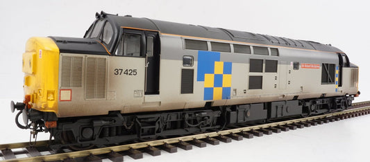 Class 37/4 Railfreight Construction 3T grey 37425 Sir Robert McAlpine/Concrete Bob Diesel Locomotive - Weathered