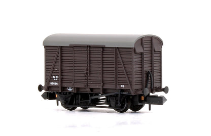 Pre-Owned 12 Ton Southern 2+2 Planked Ventilated Van SR Brown No.65636